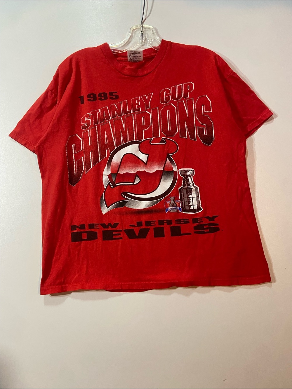 ❌SOLD❌Vintage 1995 Stanley Cup Champions New Jersey Devils Red Tee